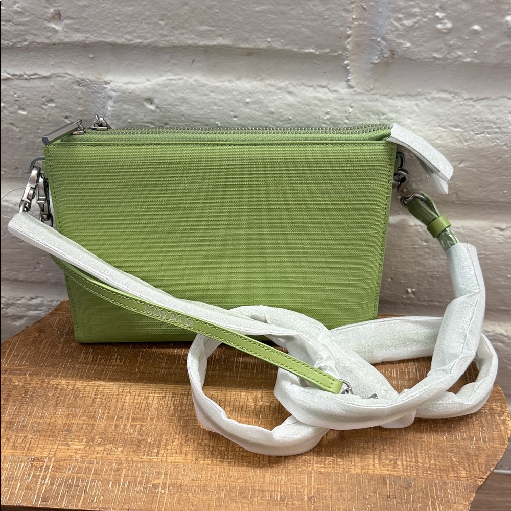 DAGNE DOVER Essentials Convertible Clutch Wallet (NWOT)